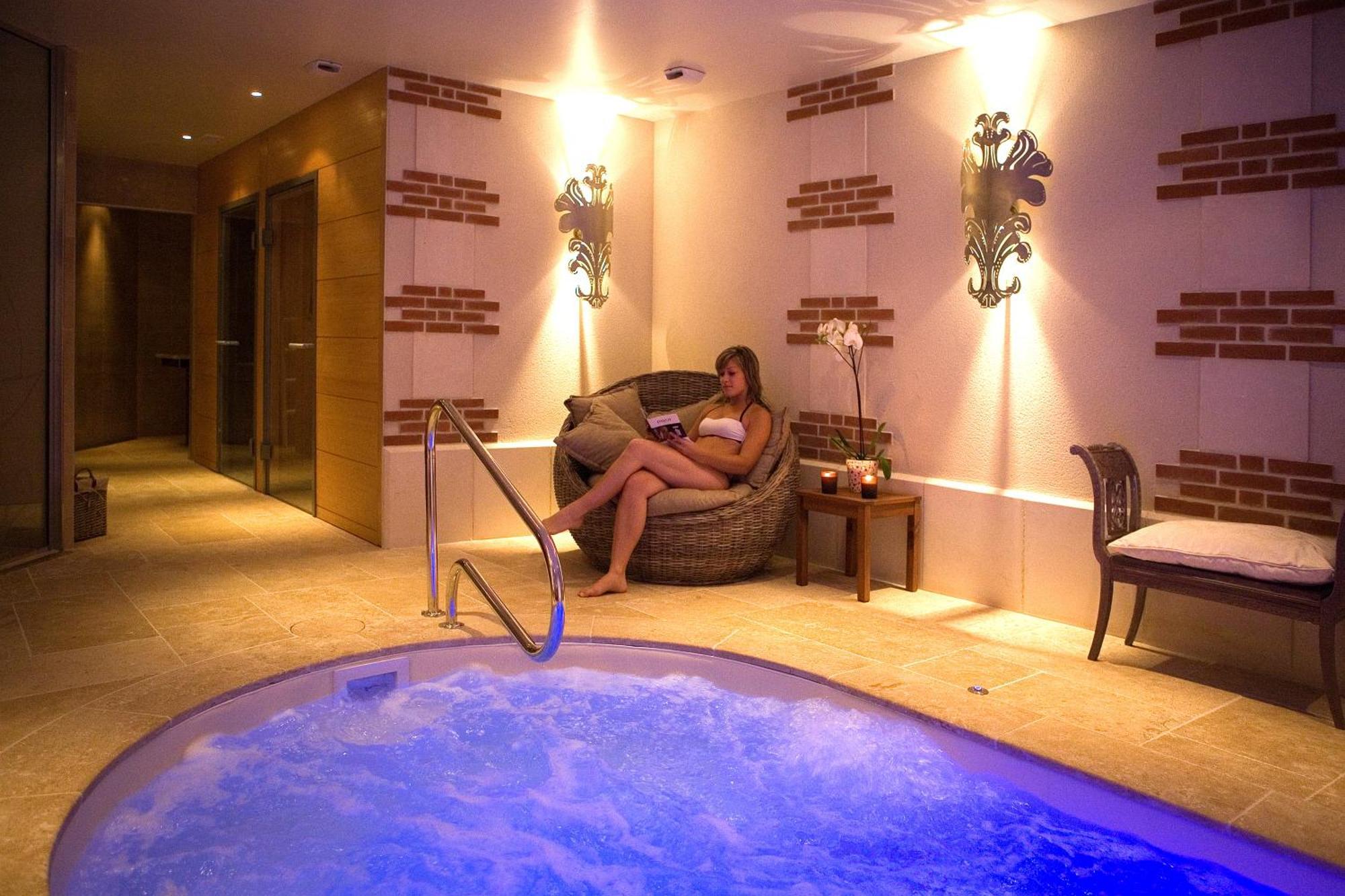 Chateau De Beaulieu Et Magnolia Spa, The Originals Relais جو لو تورز المظهر الخارجي الصورة